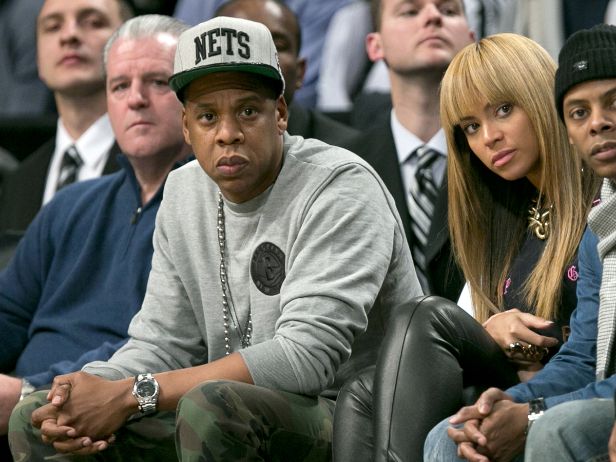 Entertainers Jay-Z and Beyonce watch Brooklyn Nets play New York Knicks in ...